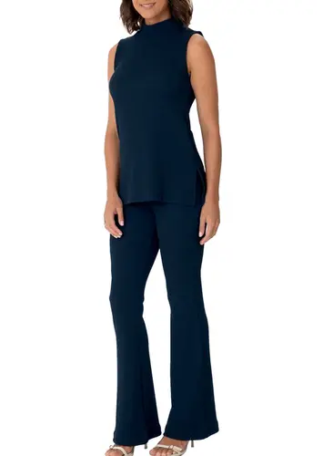 Look Blusa Feminina Regata Malwee 1000128583 + Calça Feminina Bootcut Malwee 1000128582