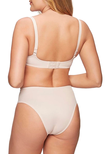Look Sutiã Sustentação N Triumph Classic Soft 24340 Taça B + Calcinha Alta Classic Soft Maxi Triumph 24805