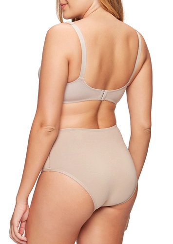 Look Sutiã sem Aro e sem Bojo N Triumph 301 Classic 24333 Taça B + Calcinha Alta Star Maxi 206 Triumph 24648